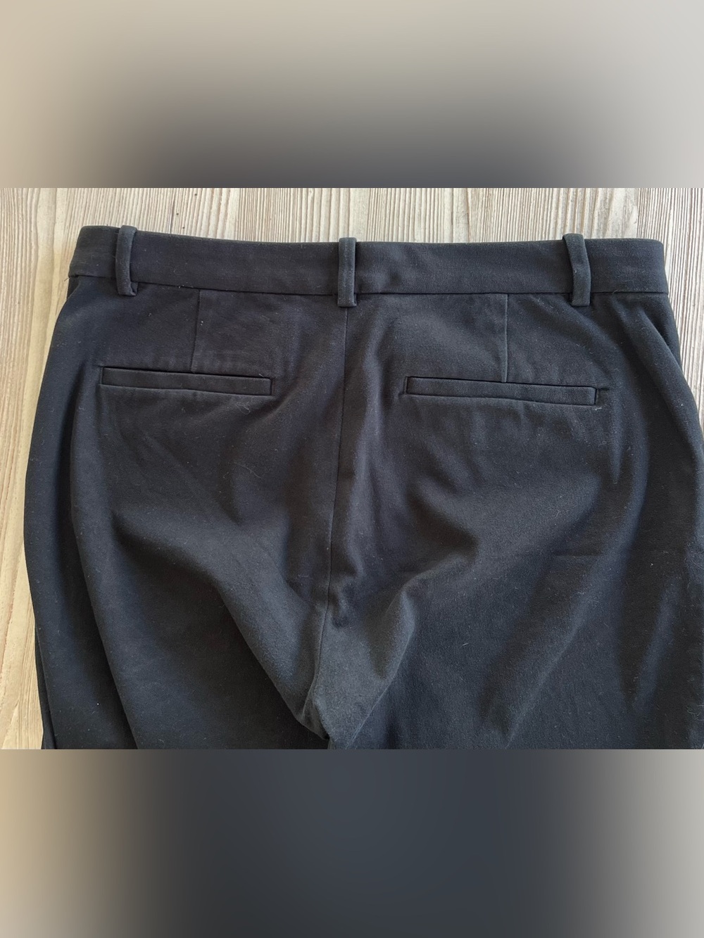 GAP Women's Straight-Leg Pants in Black - Picture 4 of 5